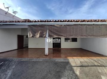 Casa · 200m² · 4 Quartos · 5 Vagas · Casa com 4 quartos sendo 2 suítes, disponível para venda e locação no bairro Daniel Fonseca em Uberl