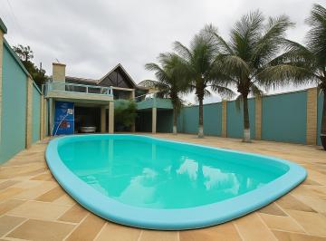 Casa · 235m² · 4 Quartos · 5 Vagas · Casa para venda em Guaratuba de 235.00m² com 4 Quartos, 1 Suite e 5 Garagens