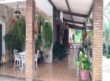 Terreno · 1370m² · 4 Quartos · Chácara para venda em Chácaras Do Guacuri de 1370.00m² com 4 Quartos e 3 Suites