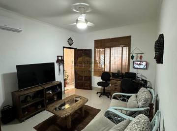 Casa · 110m² · 3 Quartos · 1 Vaga · Casa Térrea, no Bairro Guilhermina, em Praia Grande/SP.
