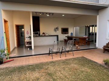 Casa de 3 quartos, Piracicaba · Lindo imóvel em Piracicaba