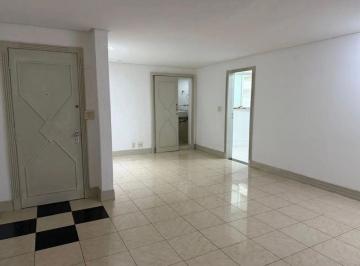 Apartamento de 4 quartos, Brasília · SQS 104 Apartamento 4 Quartos 1 suíte 156m2 com 1 vaga
