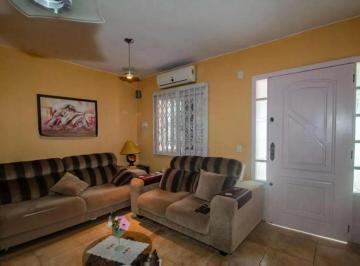 Casa · 139m² · 3 Quartos · 2 Vagas · Casa de 3 quartos e 2 vagas de garagem no bairro Nonoai Porto Alegre.