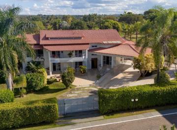 Casa · 500m² · 5 Quartos · 4 Vagas · Casa em condomínio fechado no Park Way | Quadra 15 | 2.500m² de terreno | Aceita Financiamento