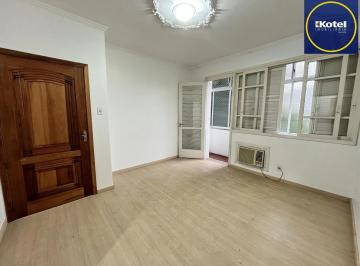Apartamento · 48m² · 1 Quarto · Apartamento desocupado de 1 dormitório, no bairro Azenha em Porto Alegre