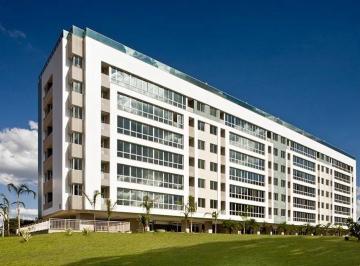Apartamento de 4 quartos, Brasília · Alto Padrão com Planta Diferenciada e Reforma Recente