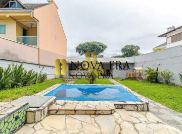 Casa · 151m² · 4 Quartos · 4 Vagas · Casa Térrea com Piscina e Amplo Quintal à Venda no Boa Vista / Bacacheri
