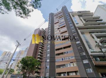 Apartamento · 140m² · 3 Quartos · 1 Vaga · Apartamento amplo 3 quartos, 140 m² privativos, churrasqueira, no Água Verde