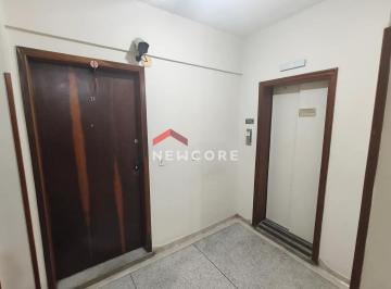 Sala comercial no Reis Empresarial Center a venda em Rua Doutor Carvalho de Mend · Sala comercial em Rua Doutor Carvalho de Mendonça - Encruzilhada - Santos/SP