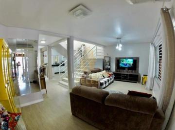 Casa · 250m² · 3 Quartos · 1 Vaga · Sobrado para alugar no bairro Centro - Balneário Camboriú/SC