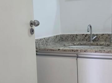 IMG_20260608_105515_000.jpeg · Versátil apartamento para locação em Umuarama com 2 quartos, sendo 1 suíte, 57m² - remaxterra#F3QTV