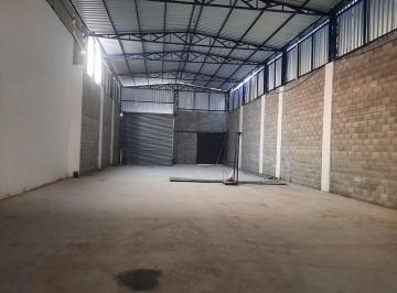 Comercial en Aluguel  Centro · Locação de Galpão em Itapeva/MG