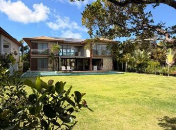 Casa de 5 quartos, Mata de São João · Casa a venda em Praia do Forte com 5 suites mobiliada e nova no Ilha dos Passaros