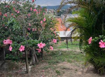 Casa de 3 quartos, São Roque · Casa com 500 m² e 3 quartos à venda em Jardim Villaça