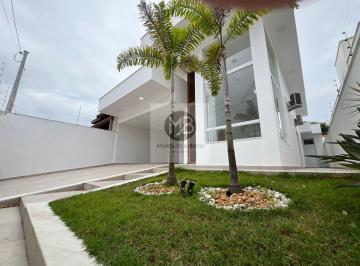Casa · 147m² · 3 Quartos · 4 Vagas · Casa Alto Padrão em Jardim Icaraíba, Peruíbe/SP