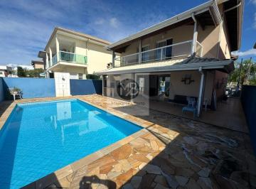 Casa · 199m² · 3 Quartos · 2 Vagas · Apartamento Alto Padrão