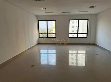 Comercial · 43m² · 1 Vaga · Sala comercial para locação de 43 m² | 01 banheiro e 01 vaga de garagem | Edifício New Worker Tower