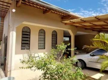 Casa de 3 quartos, São Paulo · Casa com 211 m² e 3 quartos à venda em Interlagos