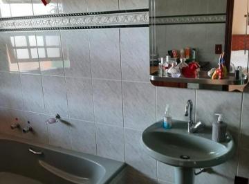 Foto 01 · Casa, Carneiros, Piranguinho, MG