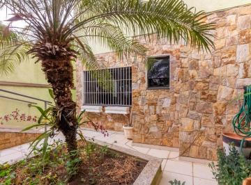Casa de 3 quartos, São Paulo · Casa grande com 3 suítes a venda na região jardim pinheiros