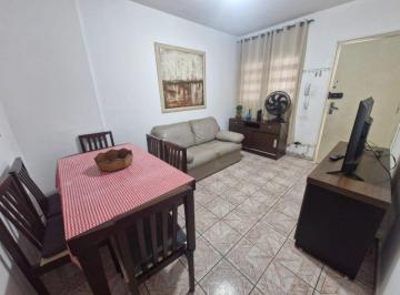 Apartamento de 2 quartos, Santos · Apartamento á venda com 2 Quartos Mobiliado Quadra da Praia.
