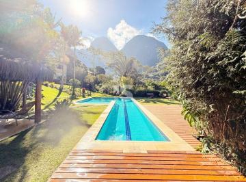 Casa de 5 quartos, Petrópolis · Casa à venda dentro de condomínio em Araras