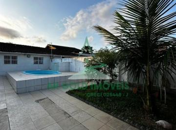 /uploads/2026/04/properties/386/original/Hac1EmgRxe · Casa com piscina, churrasqueira e fogão a lenha | 2 suítes | 2 vagas | Enseada