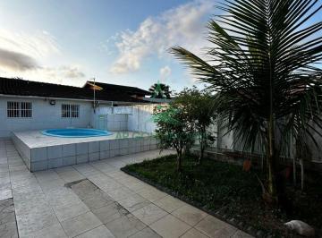 Casa de 2 quartos, Guarujá · Casa à Venda na Praia da Enseada | 2 Suítes | Piscina | Churrasqueira | 2 Vagas