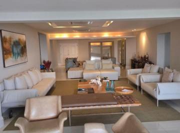 Apartamento de 4 quartos, Rio de Janeiro · Lindissimo apartamento com 400m² de 4 suites, vista mar, frontal, totalmente reformado,