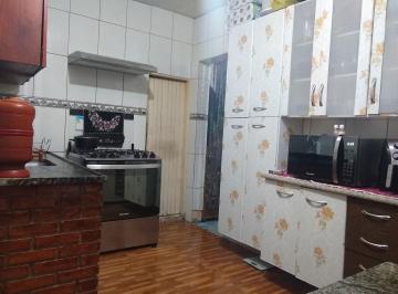 Casa de 2 quartos, Ferraz de Vasconcelos · Sobrado Amplo com Ótima Localização Ferraz de Vasconcelos