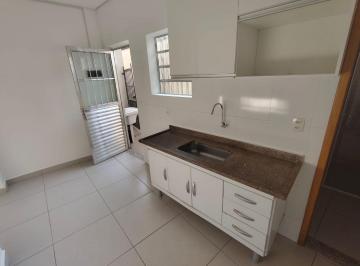 Casa de 1 quarto, São Paulo · 3 Cômodos + Vaga de Garagem - Metrô Conceição