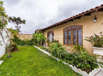 Casa de 5 quartos, Curitiba · Casa com 05 dormitórios, sendo 02 suítes e 3 vagas 370M²