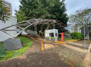 Comercial · 4000m² · 50 Quartos · 60 Vagas · Casa à venda e para alugar em Londrina, Centro, com 50 quartos, com 4000 m²