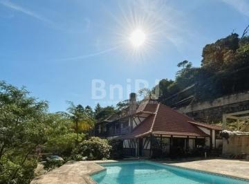 959903iig.jpg · Quitandinha - Casa de Alto Padrão com Vista para o Lago à Venda / Petrópolis RJ