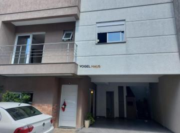 Casa · 110m² · 3 Quartos · 3 Vagas · Venda de Casa em Condomínio Semimobiliada em Canoas Bairro Niterói