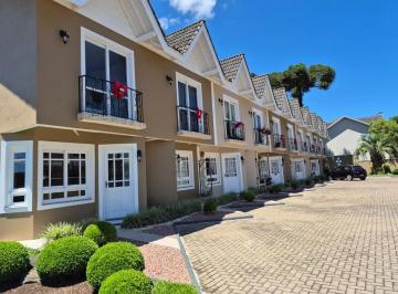 Casa · 62m² · 2 Quartos · 1 Vaga · Casa em condominio com 2 dormitórios, 1suíte à venda no Centro, Canela