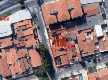 ee826889814644f931b36ec88fb99688e7abc0a3 · Casa com 8 dormitórios à venda, 380 m² por R$ 850.000,00 - Fátima - Fortaleza/CE