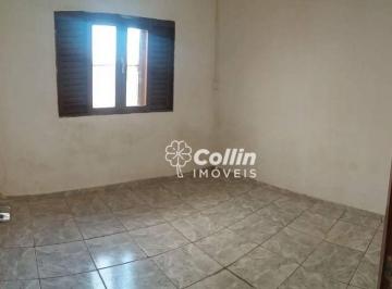 734685a0439095d432d4ce90be9b2bfa4f806c29 · Casa com 7 dormitórios para alugar, 290 m² por R$ 3.300,00/mês - São Benedito - Uberaba/MG