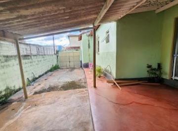 305b0b308691adcc79b5bd61e8b9927231470f7b · Casa com 3 dormitórios à venda por R$ 350.000,00 - Vila Frei Eugênio - Uberaba/MG