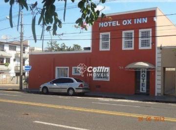 e6cbf8bf3bd12583e19e6618b03bbe7aa6117445 · Pousada à venda, 270 m² por R$ 890.000,00 - São Benedito - Uberaba/MG