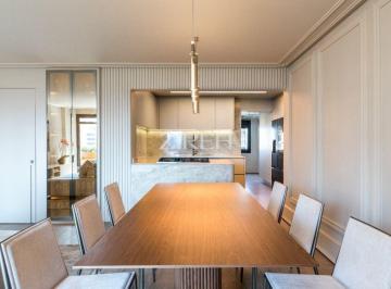Apartamento de 3 quartos, Curitiba · Apartamento mobiliado de luxo ao lado do Pátio Batel todo Reformado com 3 suítes