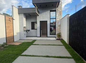 Casa de 3 quartos, Eusébio · Casa Plana no Eusébio, 83m2, 3 Quartos, 1 Suíte, Wc Social, Varanda Gourmet, Terreno 150m, 2 Vagas.
