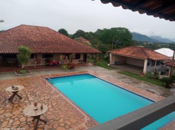 202504260814147730.jpg · Chácara para Venda em Saquarema, Caixa D`água (Bacaxá), 4 dormitórios, 1 suíte, 5 banheiros, 4 vagas