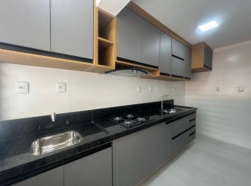 Apartamento · 56m² · 1 Quarto · 1 Vaga · Apartamento de 1 dormitório a 50 mts da praia!