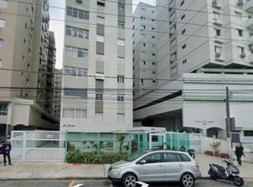 Apartamento · 63m² · 2 Quartos · Apartamento com 2 dormitórios, totalmente reformado!