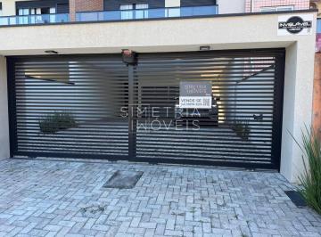 1 · Em Caiobá, Sobrado moderno com 260 m², 4 suítes, elevador e Piscina, à 3 quadras do mar.