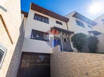 Casa de 3 quartos, Curitiba · Sobrado com 3 Dormitórios, Suíte e Ático no Abranches