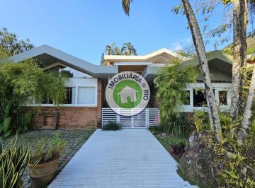 Casa · 400m² · 2 Vagas · VENHA CONHECER E SE APAIXONAR POR ESSA CHARMOSA CASA DE 5 QUARTOS NO CONDOMINIO JARDIM DO ITANHANGÁ!