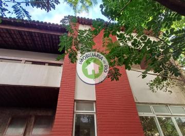 Casa · 523m² · 2 Vagas · Residência Triplex na Rua Sacopã