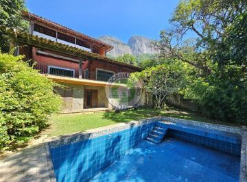 Casa · 500m² · 5 Vagas · Mansão bucólica na Gávea com 5 suítes!